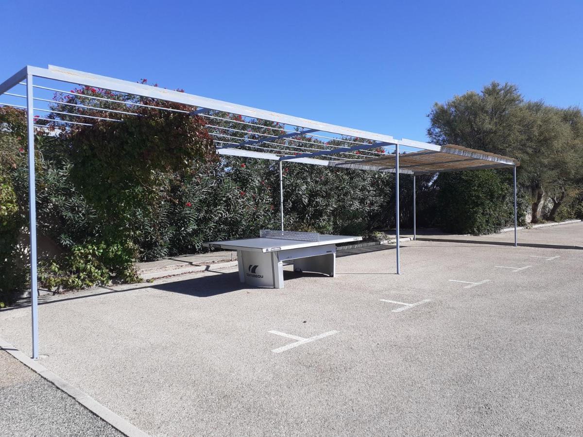 Apartament Sous Le Soleil Des Alpilles Mouries Zewnętrze zdjęcie